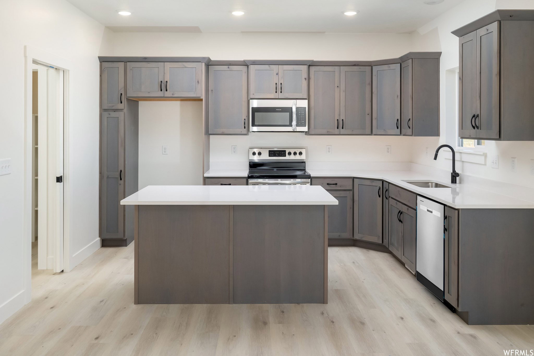 Photo is of previously built home. Some features in photo may be optional. Consult sales manager for more info.