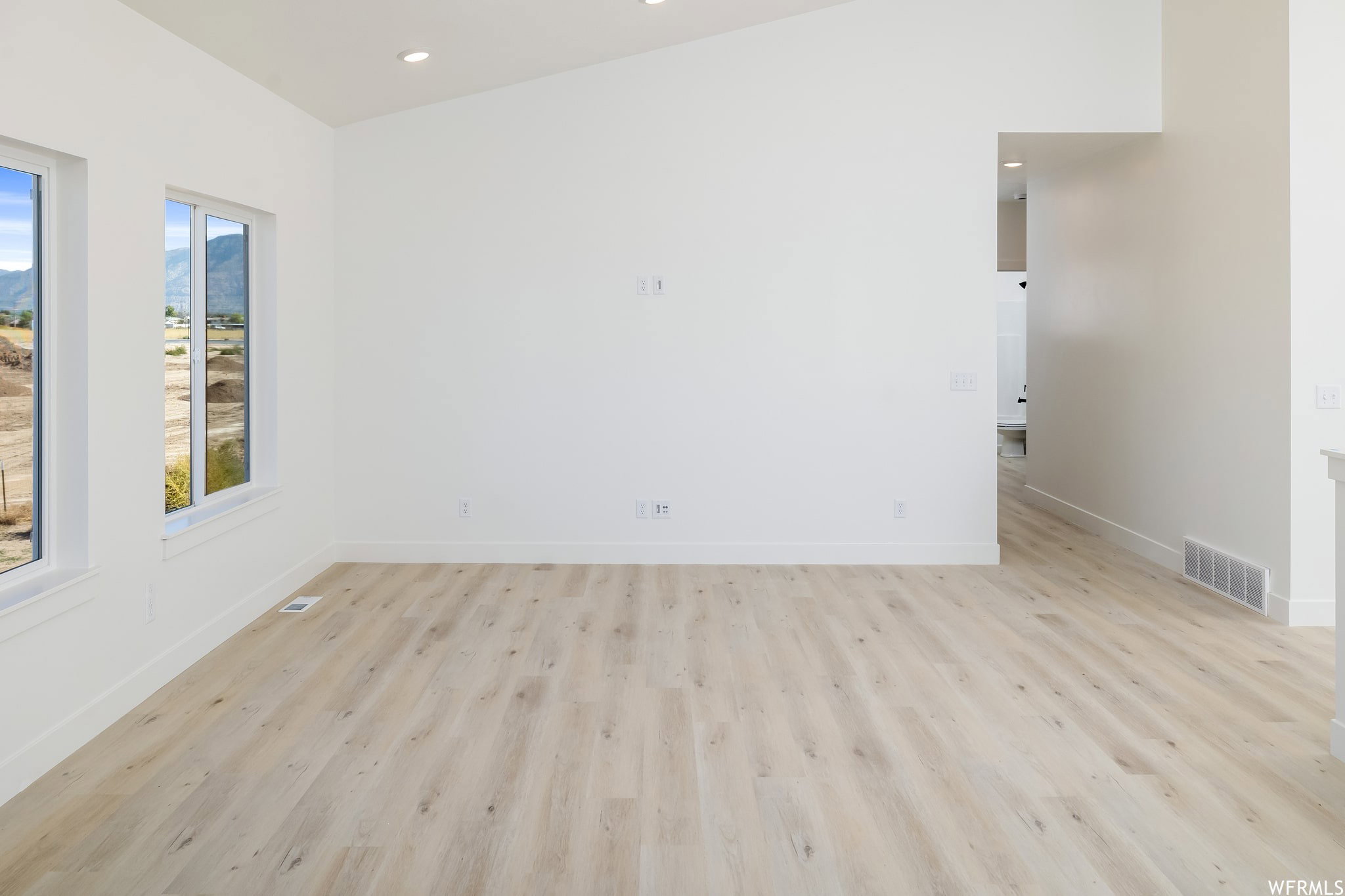 Photo is of previously built home. Some features in photo may be optional. Consult sales manager for more info.