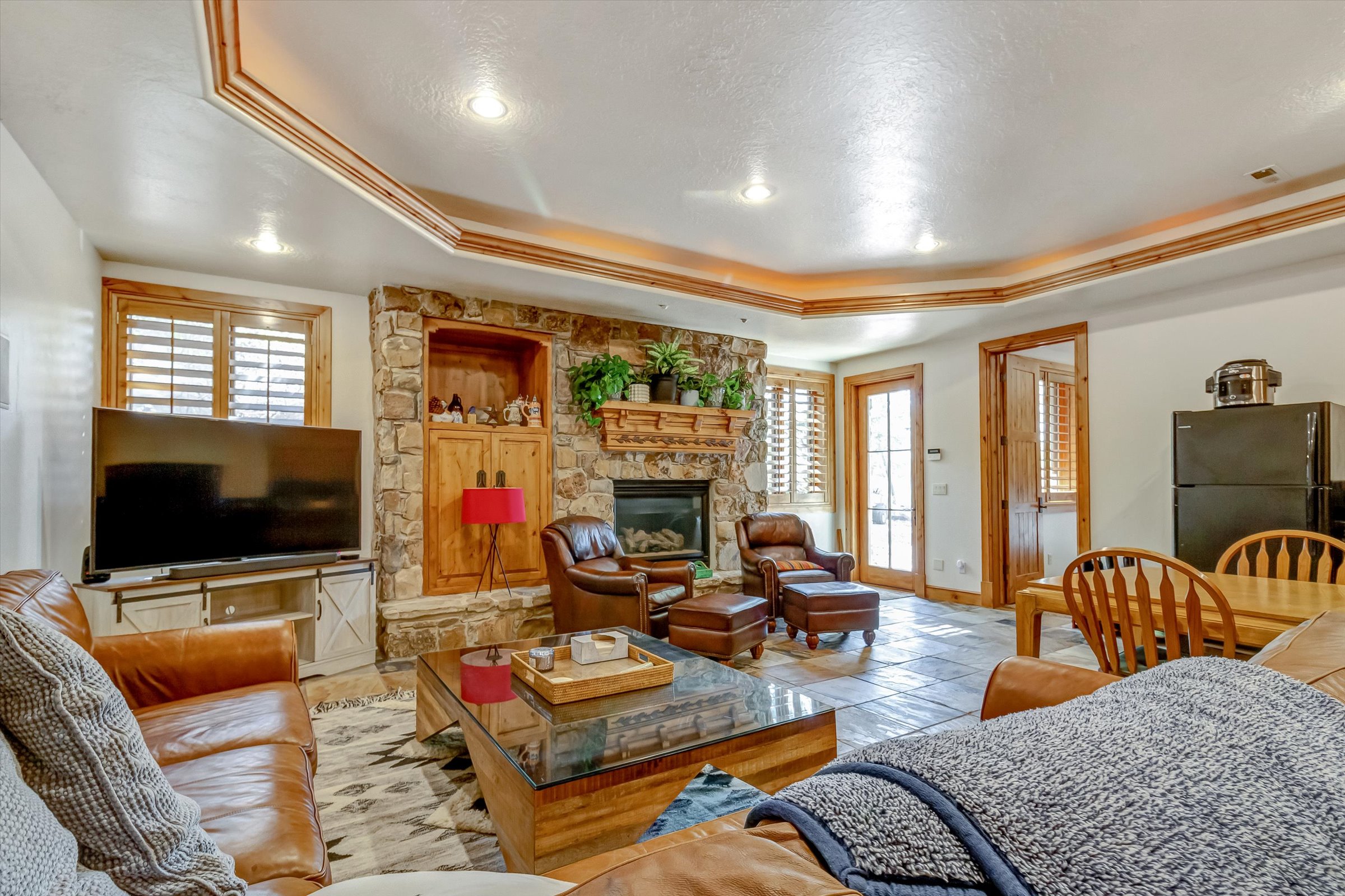 Mother-in-law suite comprises 2 bed/2 bath with private entrance and parking area.