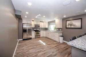 Full 2nd kitchen downstairs