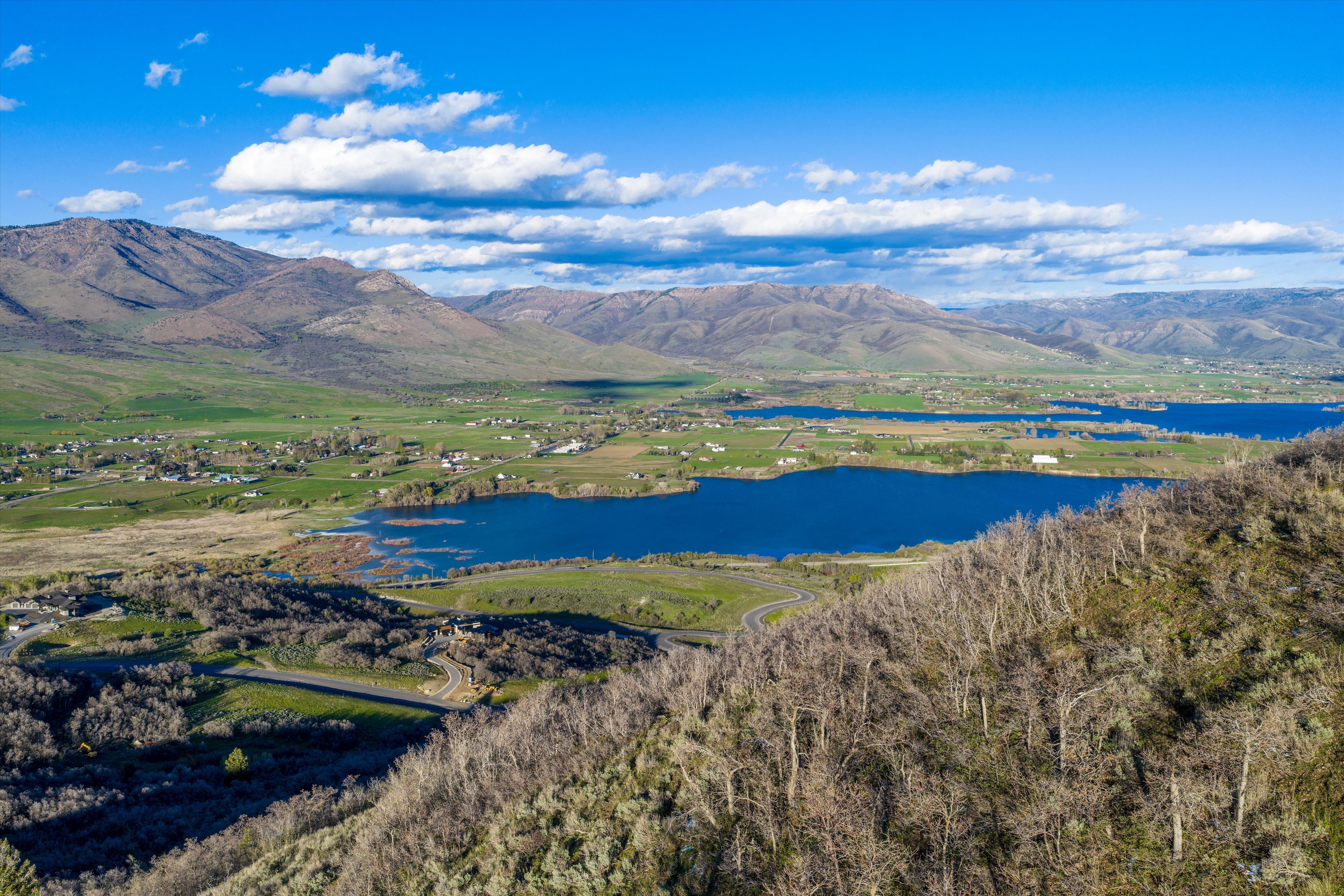 Mountain view with a nearby body of water