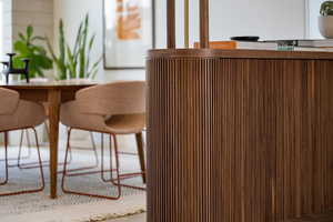 Detailed view of radiator heating unit