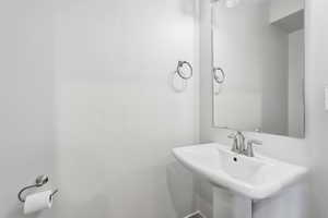 Bathroom with a sink