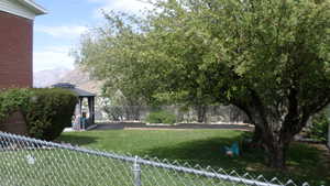 View of yard featuring a mountain view