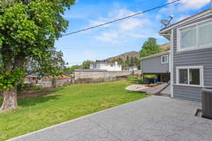 Back yard perfect for entertaining