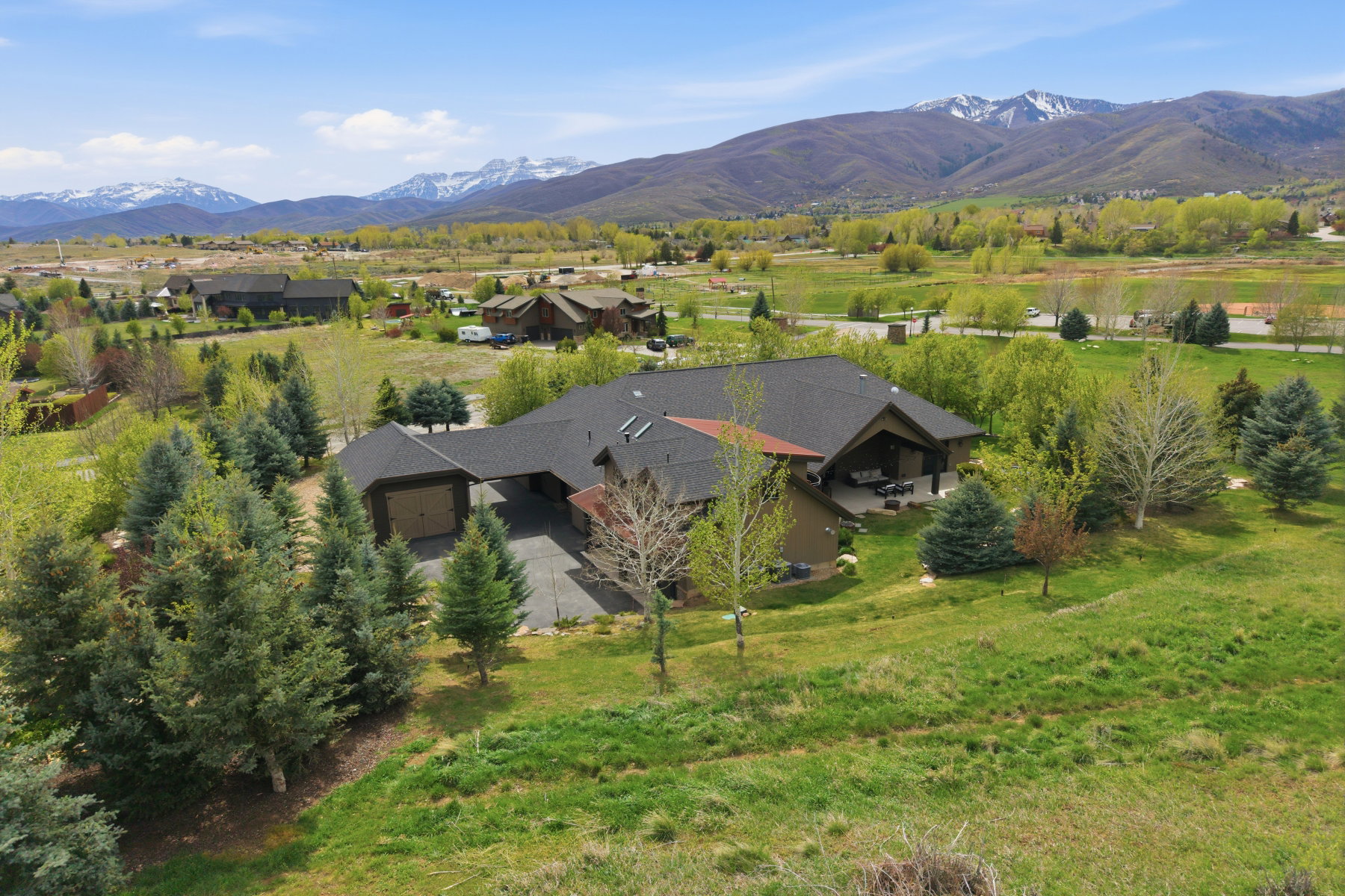 Overview of rural landscape with mountains