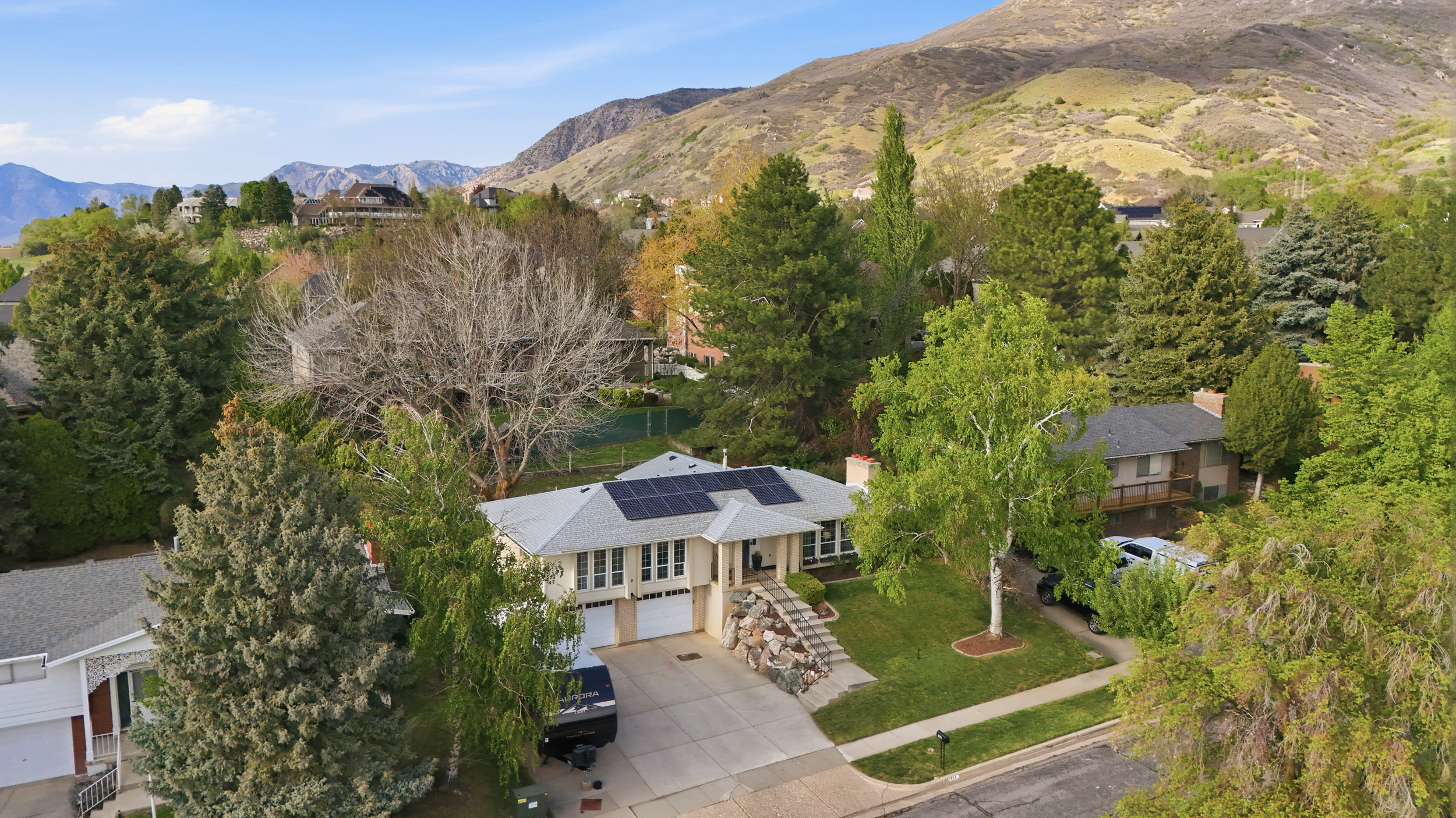 Bird's eye view of a mountainous background