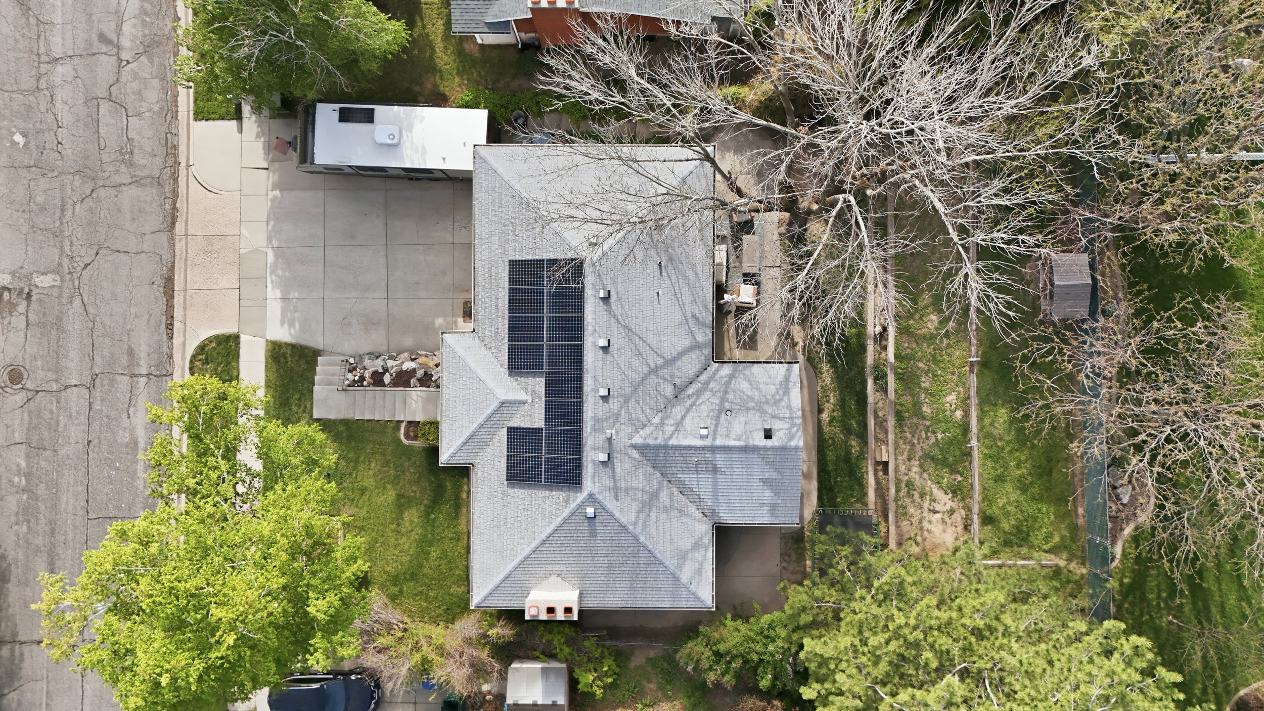 Aerial view of property and surrounding area