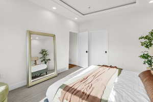 Primary Suite - Main Level