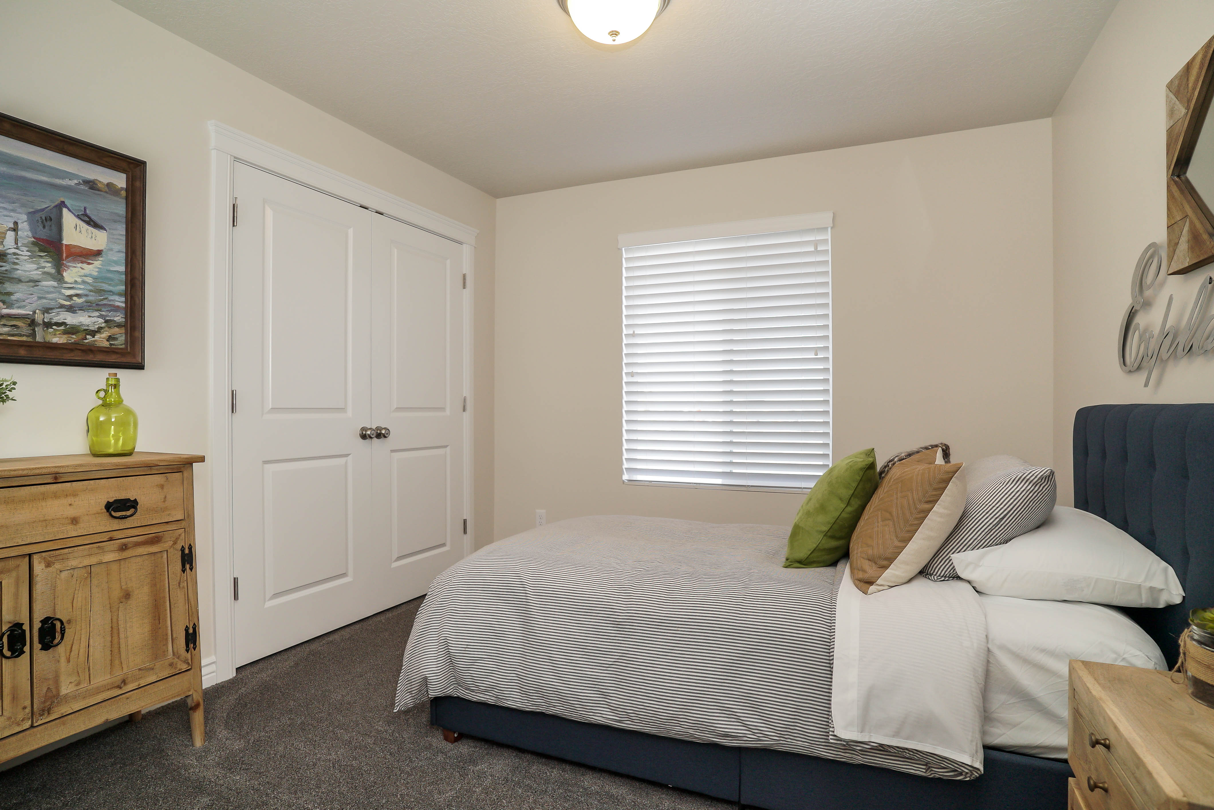 Main Floor bedroom #2