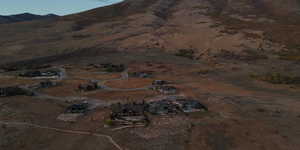 Mountain viewnearby homes