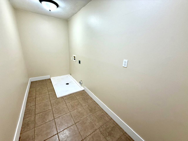 Basement laundry room