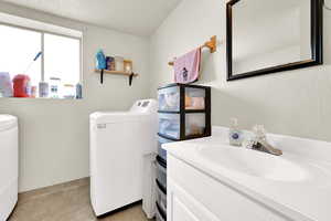 Laundry & 1/2 Bath