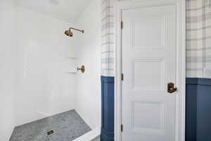 Bonus space 3/4 bathroom