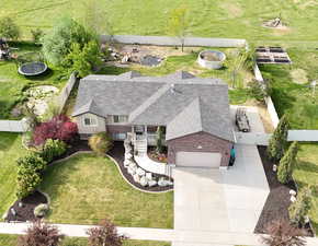 Aerial view of property and surrounding area