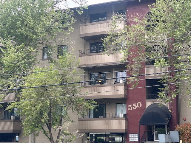 View of apartment building / complex