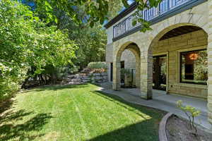 Peaceful backyard setting