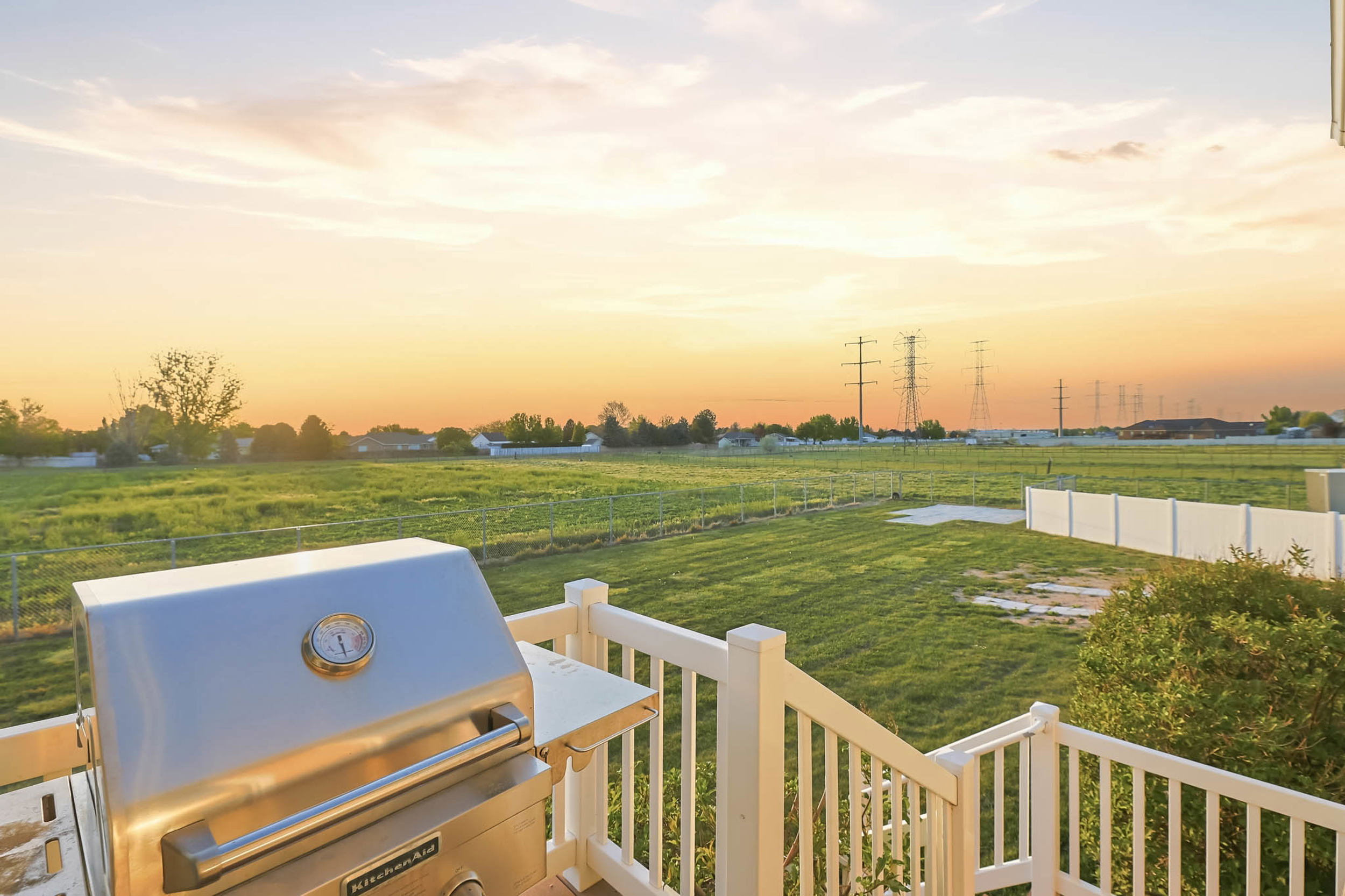 View of yard with a view of countryside