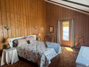 Giant primary bedroom