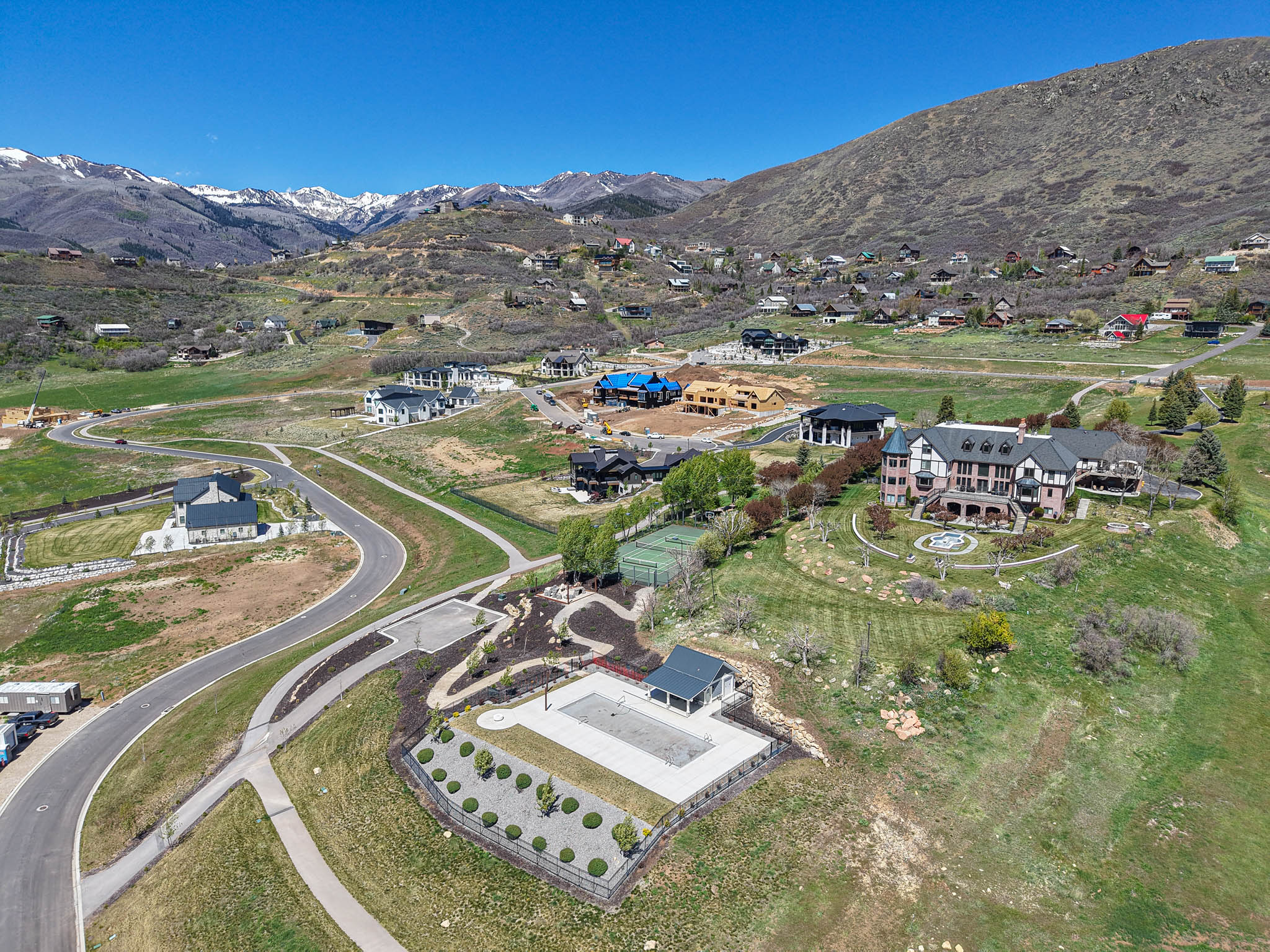 View of property location featuring a mountain backdrop