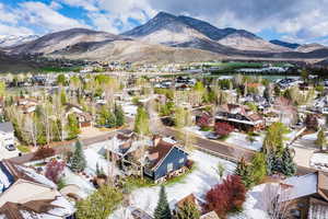 Bird's eye view of a mountain backdrop