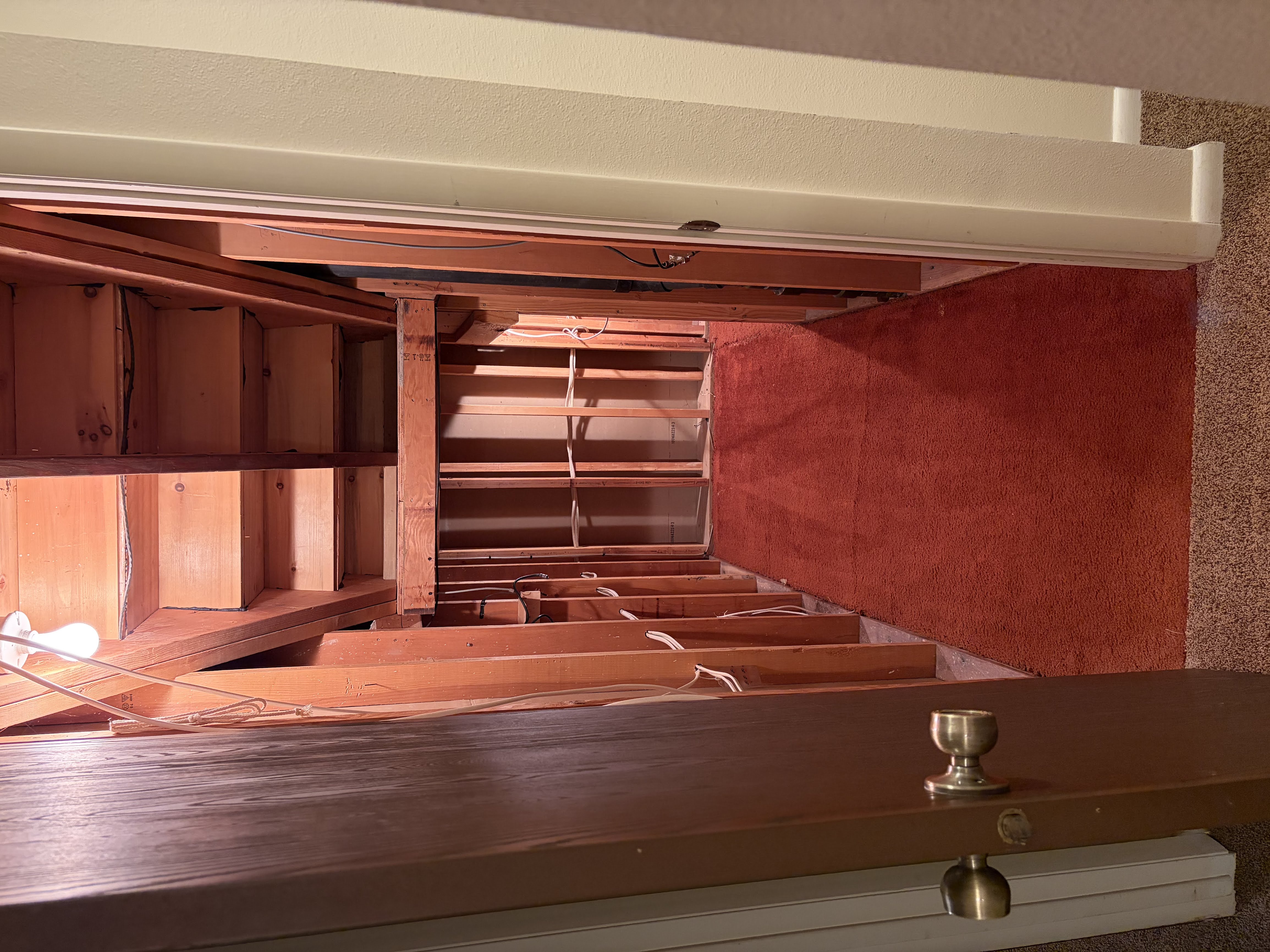 Hallway with carpet