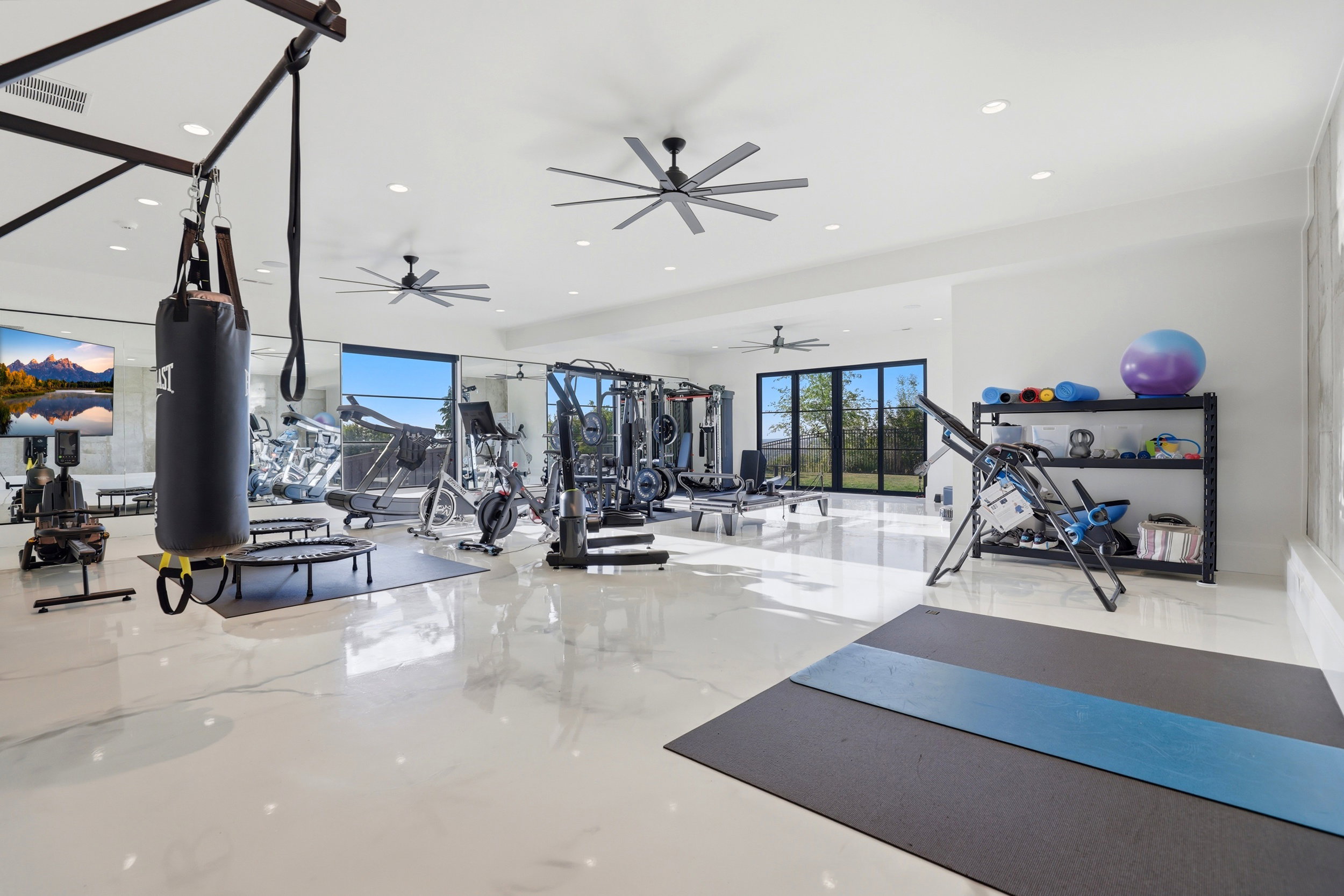 Gym with recessed lighting