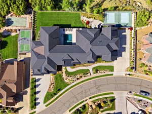 Drone / aerial view