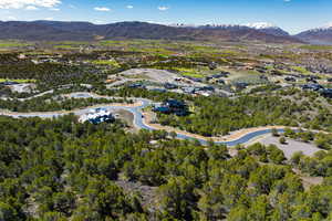 Bird's eye view of a mountainous background