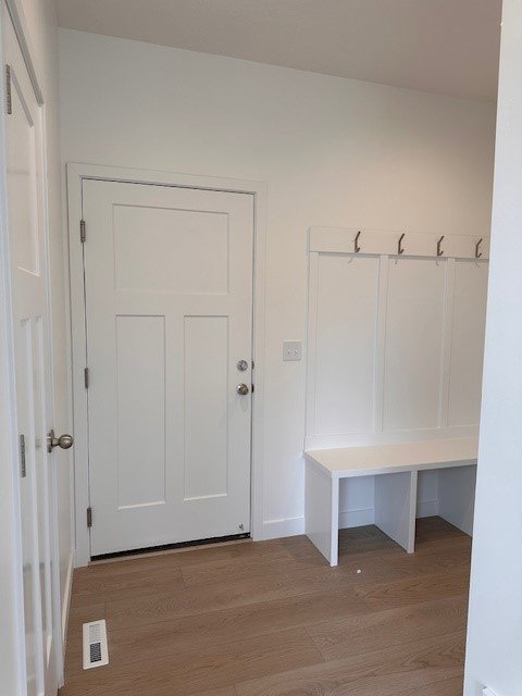Home is to be build. Picture is of another home with the same floor plan. pick your colors.