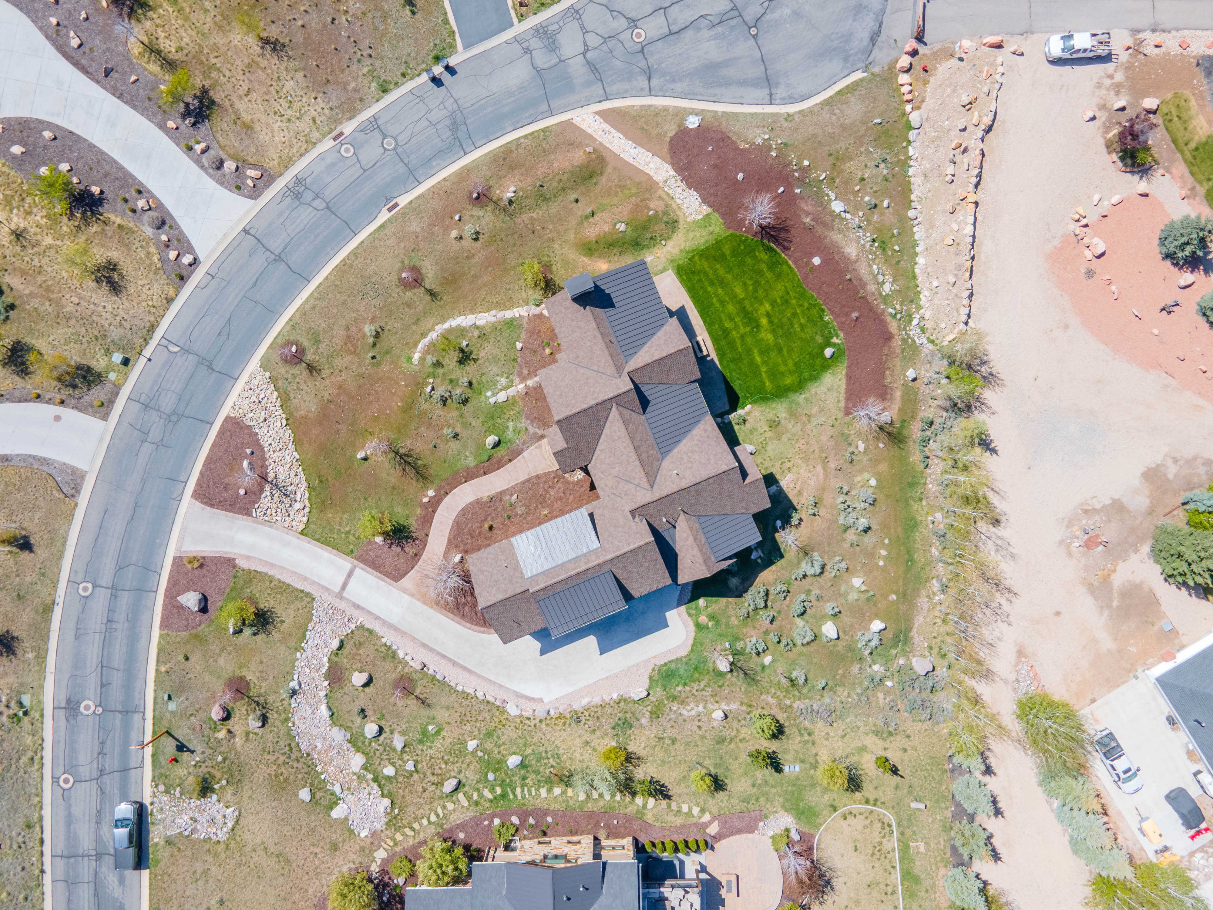 Aerial view of property and surrounding area