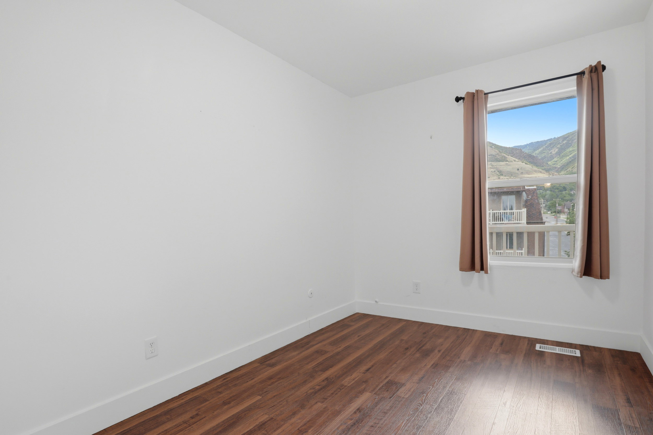 Empty room