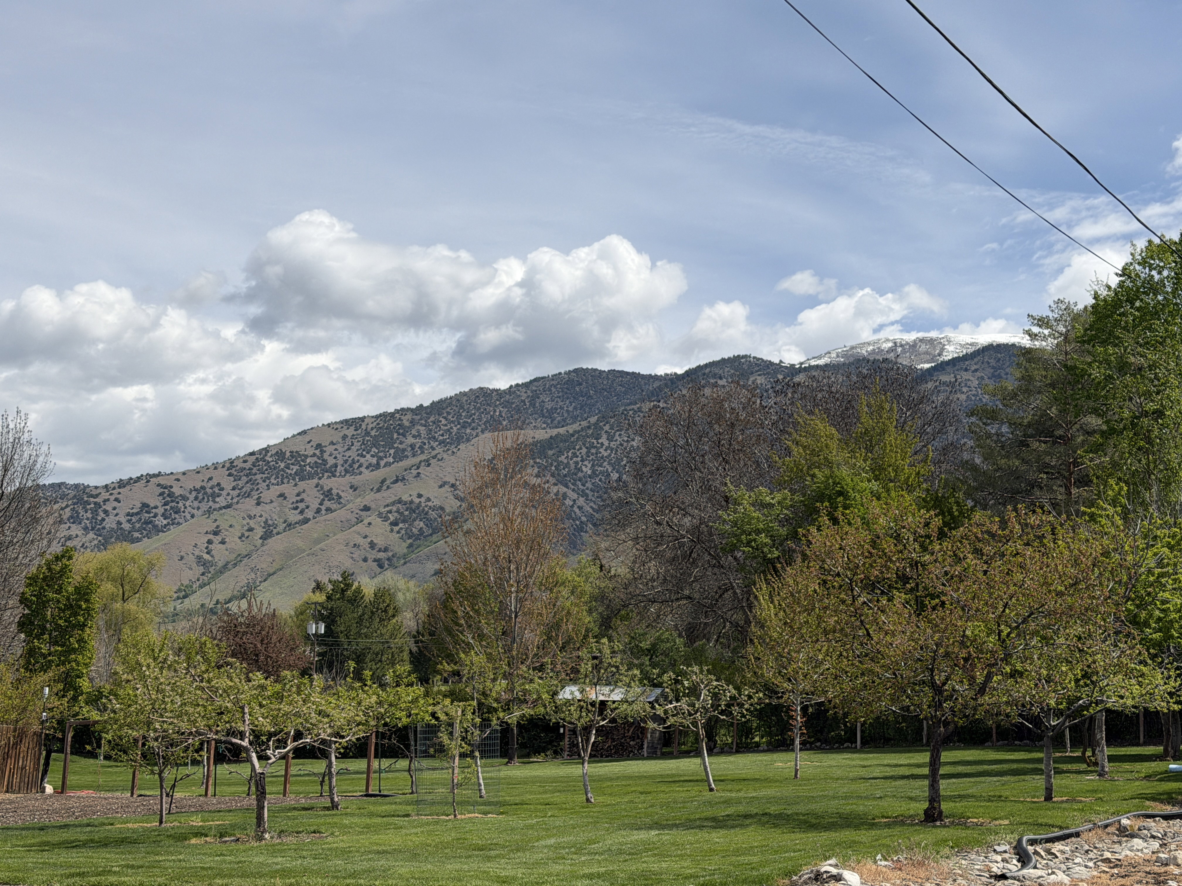 View of mountain background and views to the east