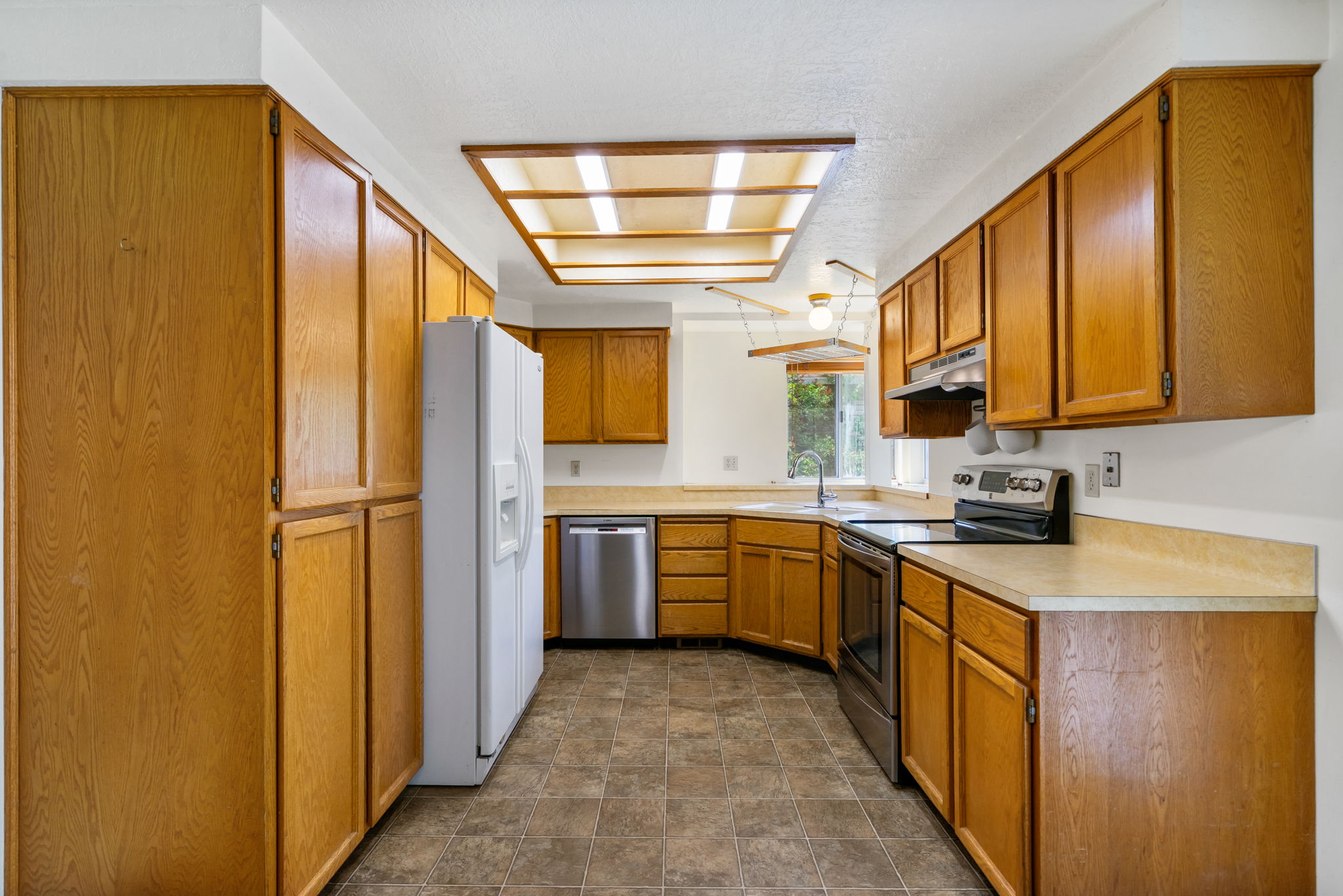 All appliances included