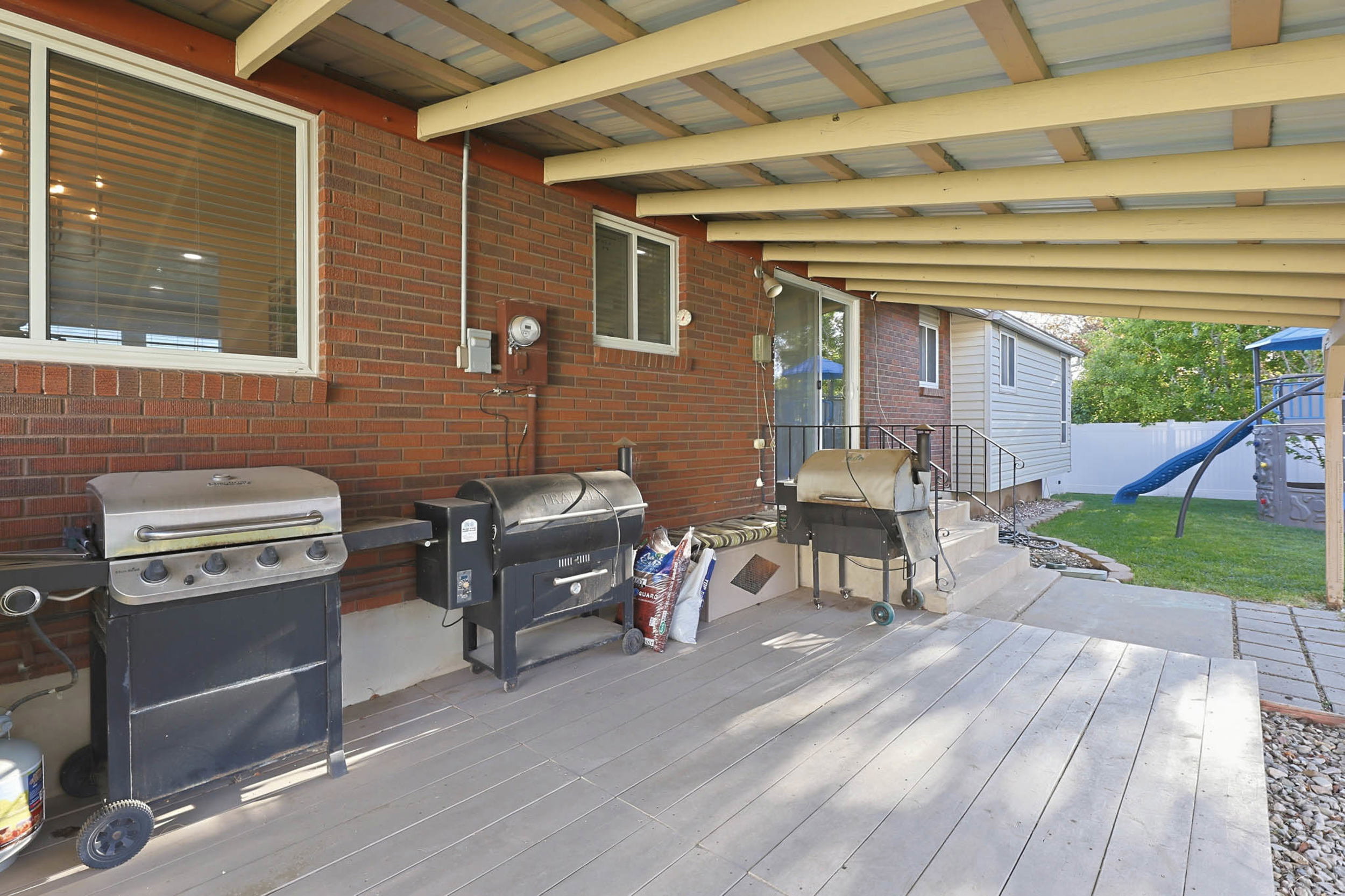 Deck with grilling area