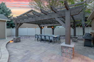 Exterior BBQ/Dining Area
