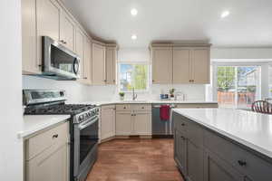 Updated kitchen with new flooring and quartz countertops