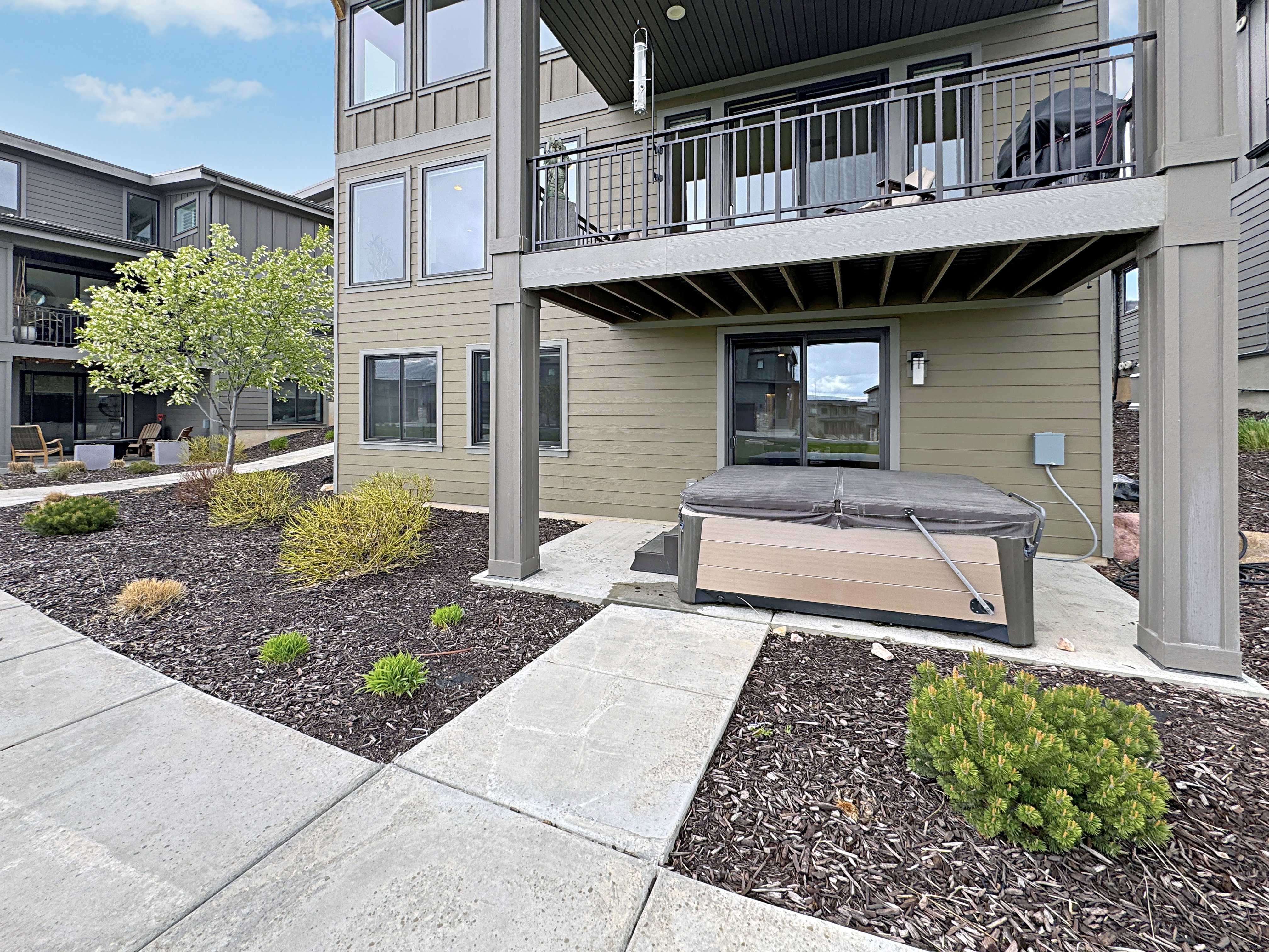 Patio with Hot Tub (Included)