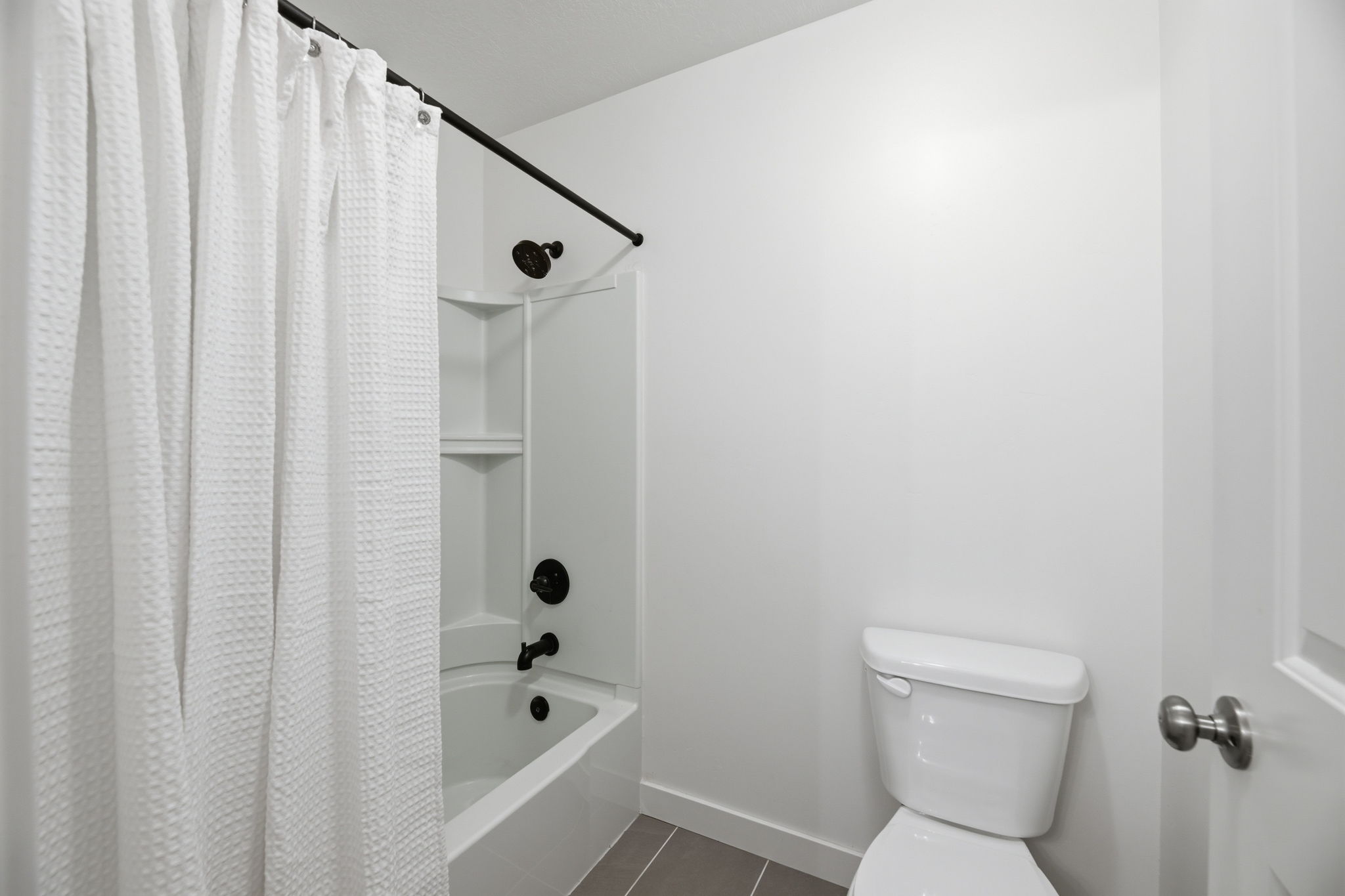 2nd Bathroom