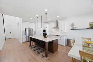 Beautiful Kitchen w/Island & Dining w/Great Room Area