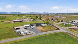 Aerial view of sparsely populated area with mountains