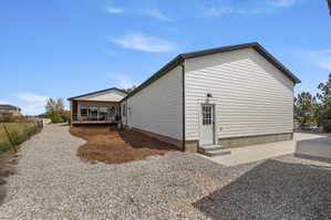View of home's exterior