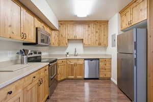 All appliances STAY and kitchen is stocked with EVERYTHING you need