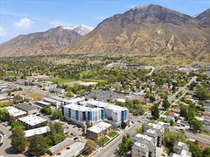 Minutes from the mountains, BYU and public transportation