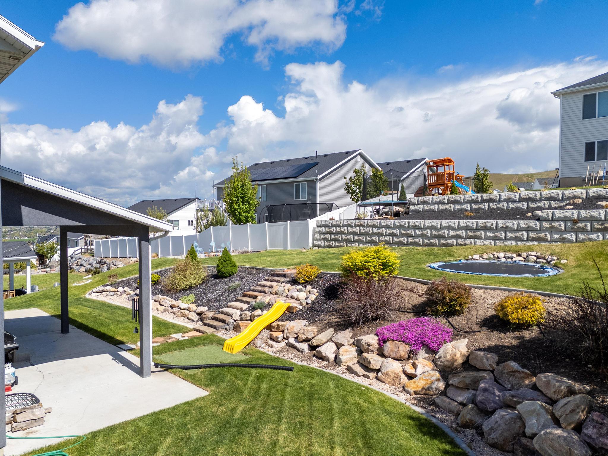 View of yard featuring a residential view
