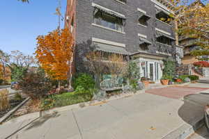 View of apartment building / complex