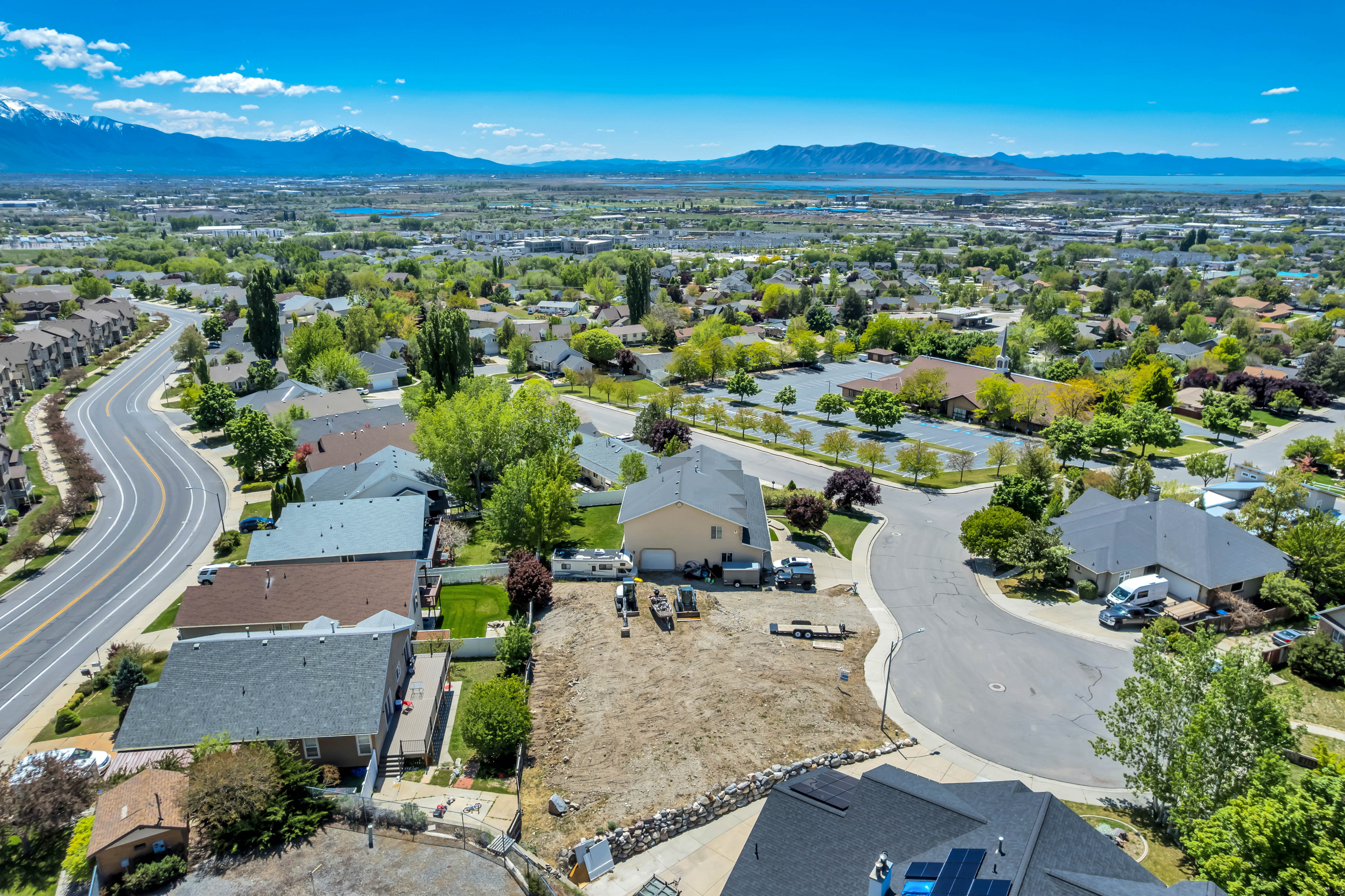 Ariel view looking Southwest - valley and lake views.
