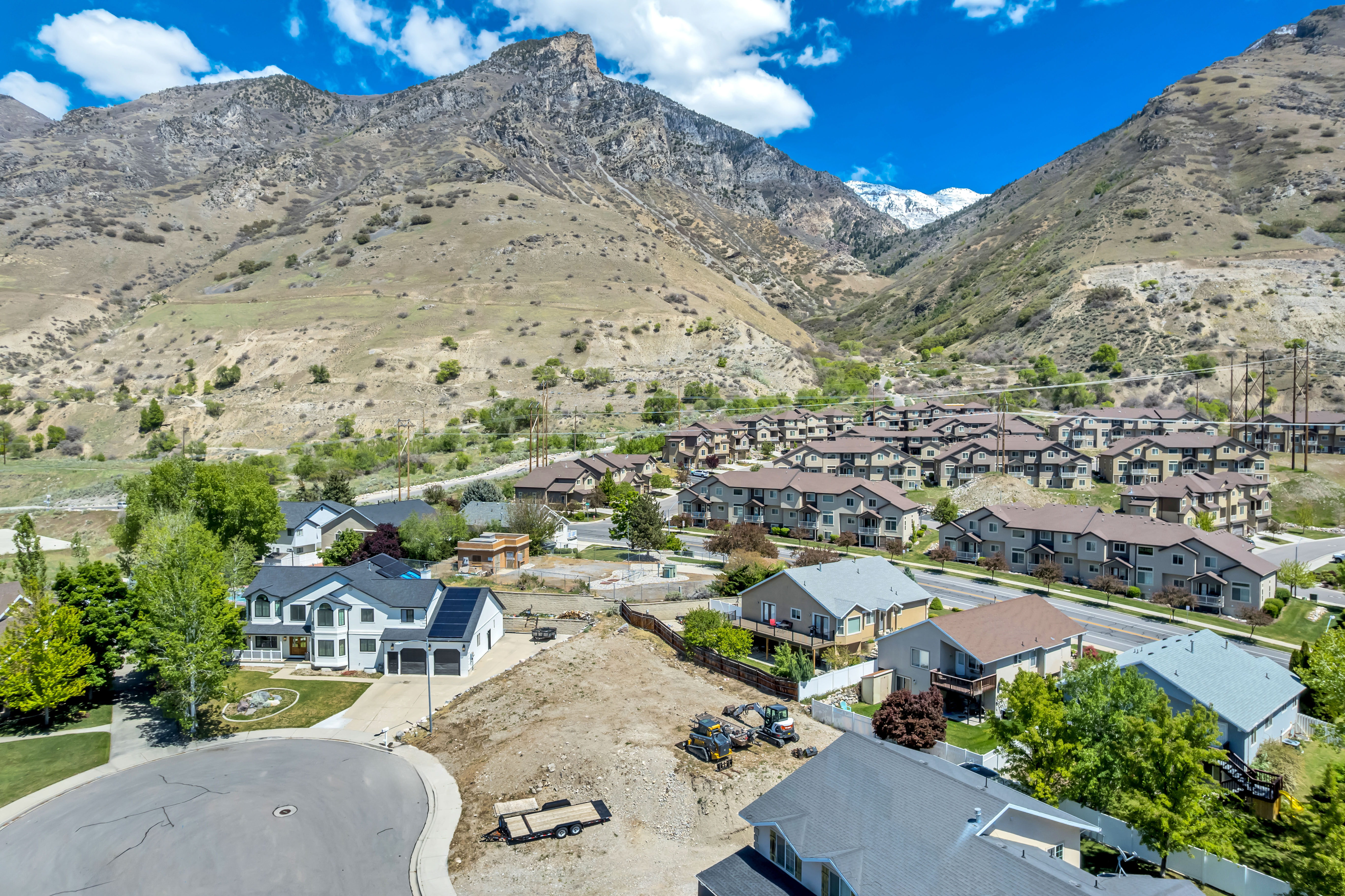 Ariel view looking Northeast - mountain views.