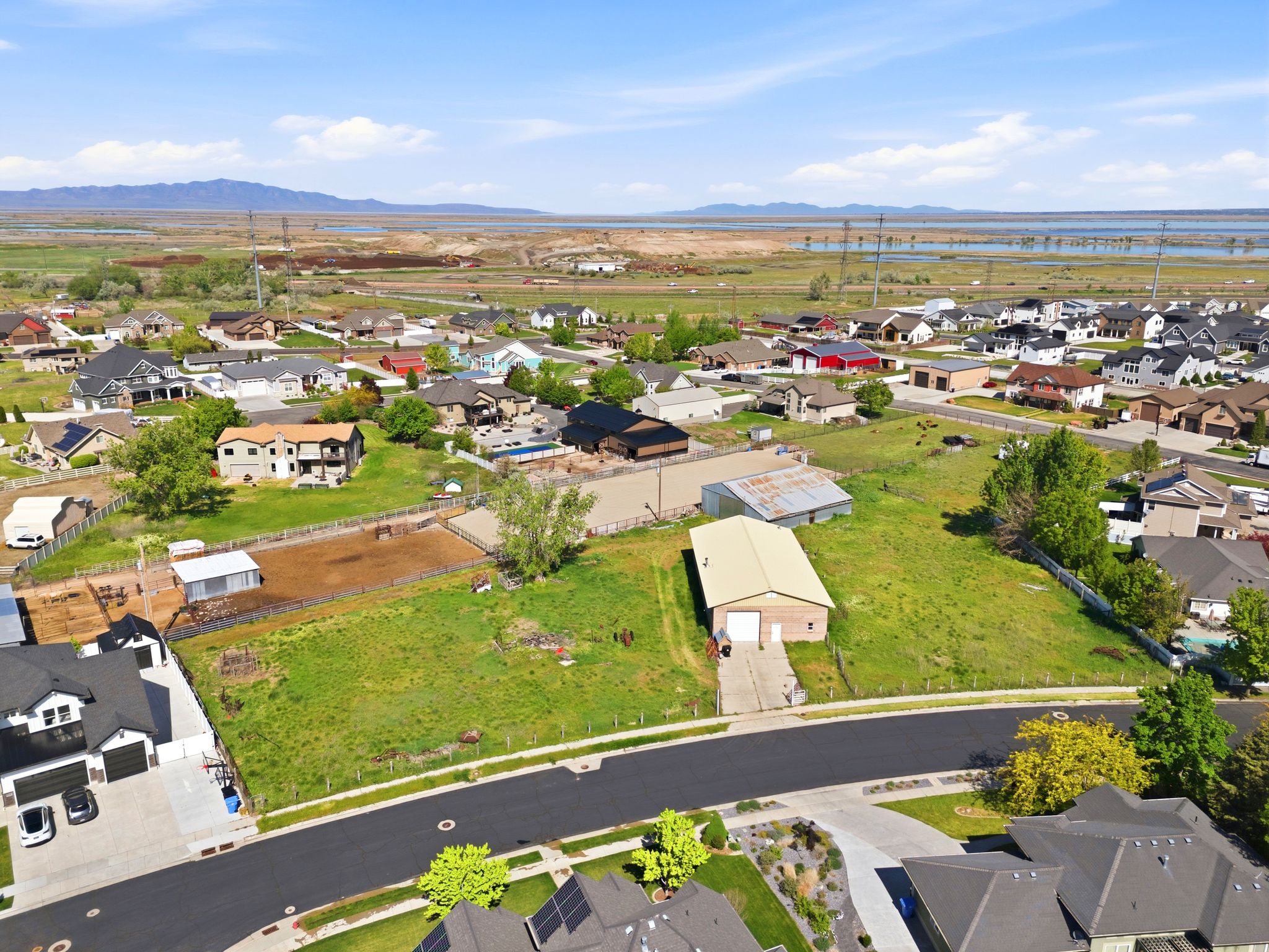 Aerial perspective of suburban area with mountains