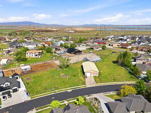 Aerial perspective of suburban area with mountains